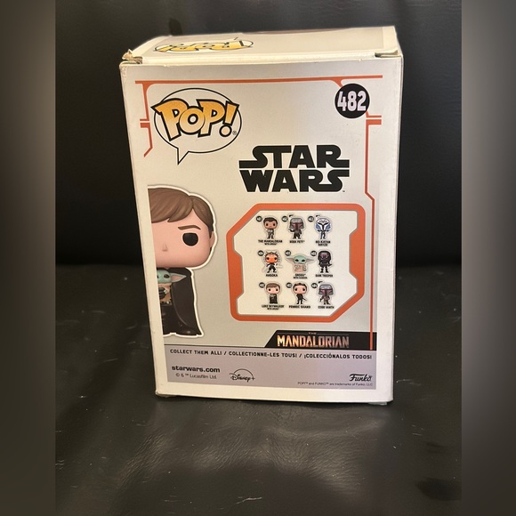 Funko Pop! feat Luke Skywalker with Grogu #482 from Star Wars: The Mandalorian - Picture 3 of 5